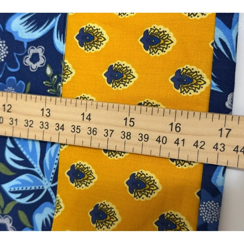 4 Placemats Reversible Country French/ Farmhouse Cotton  Gold/Blue‎ 17 x13